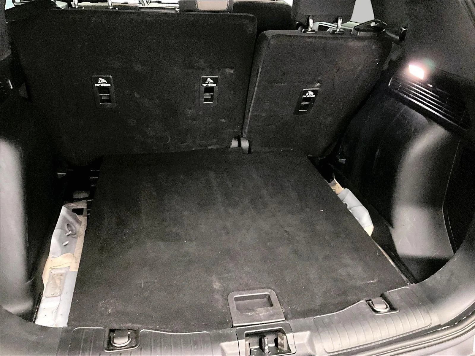 Used 2020 Ford Escape SE image 34