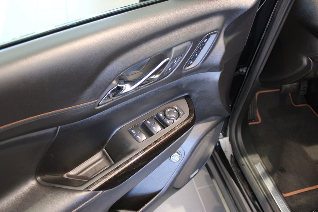 Used 2023 GMC Acadia AT4 w/ Technology Package image 30