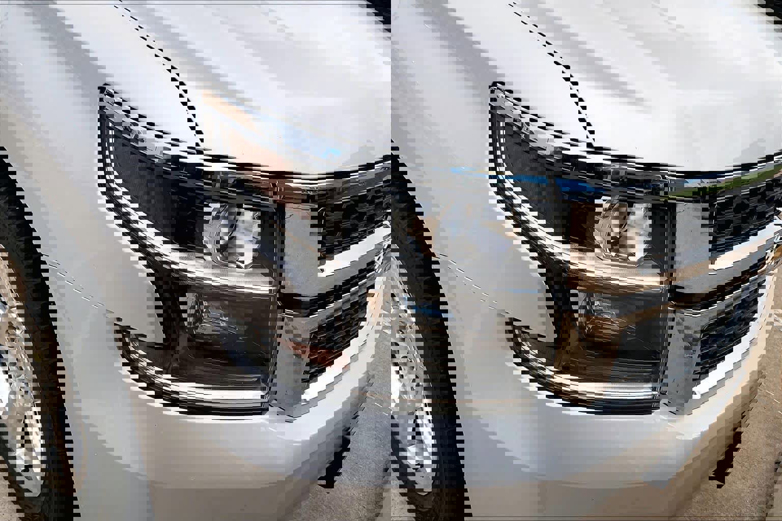 Used 2016 Chevrolet Suburban LT w/ Max Trailering Package image 27