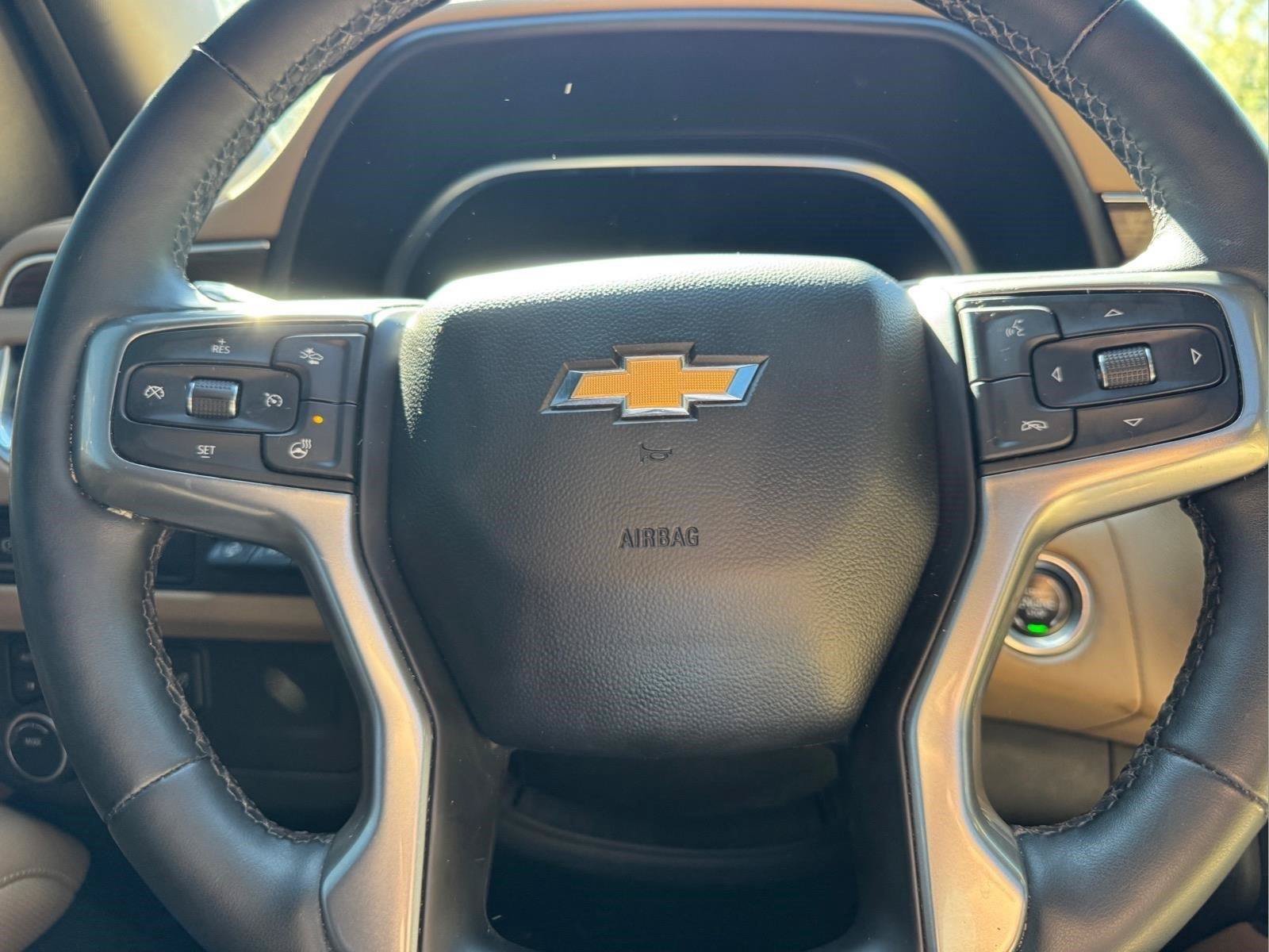 Used 2023 Chevrolet Tahoe Premier AWD/4WD image 23