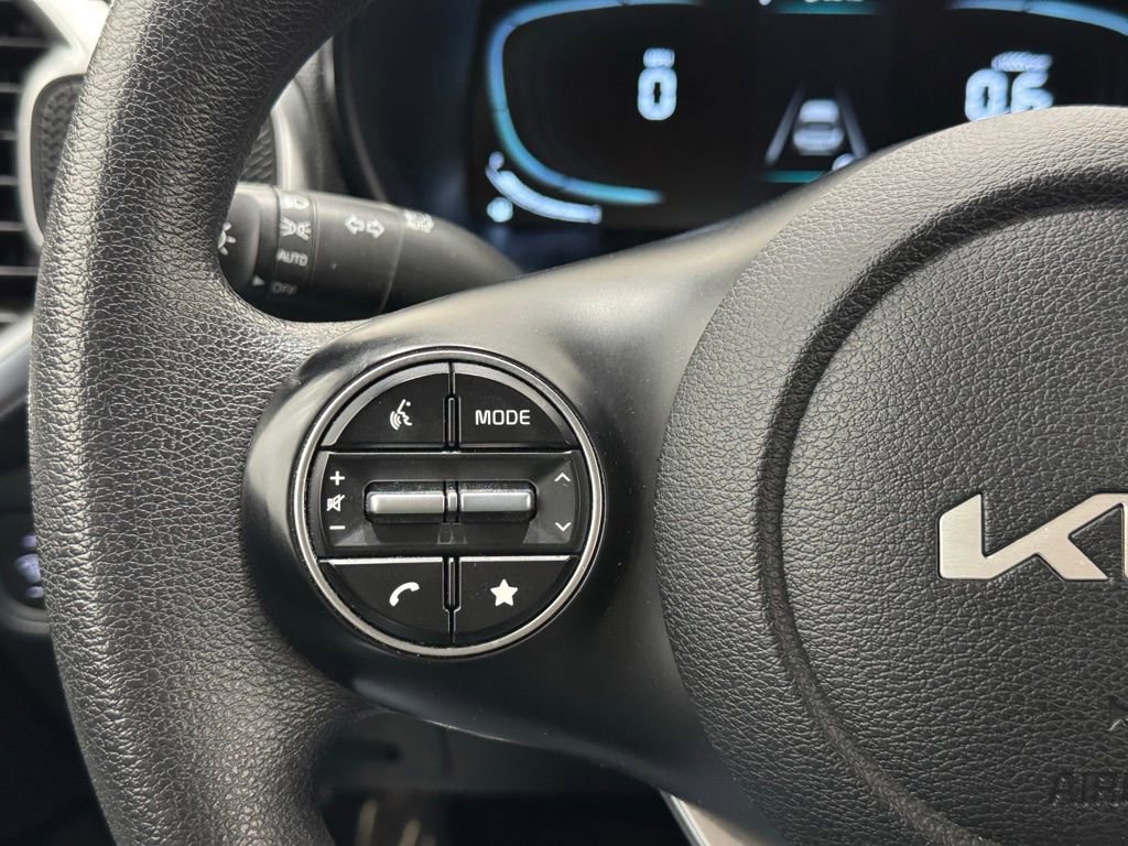Used 2023 Kia Soul LX w/ Option Group 015 image 18