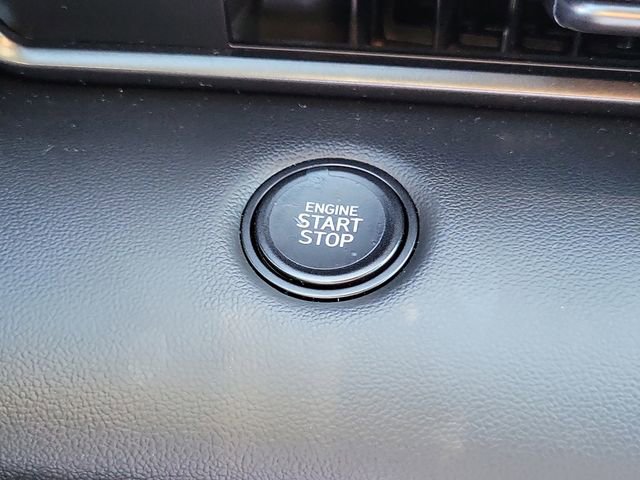 Used 2025 Hyundai Elantra Sport image 8