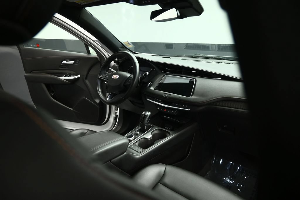 Used 2019 Cadillac XT4 Sport w/ Cold Weather Package FWD image 61