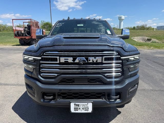 New 2026 RAM 3500 Laramie AWD/4WD video 2