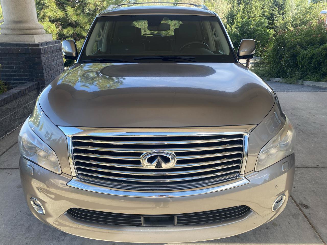 Used 2013 INFINITI QX56 4WD w/ Deluxe Touring Pkg image 5