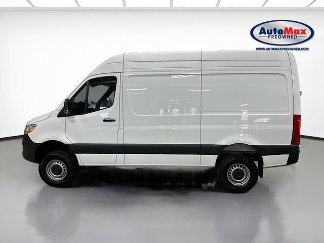 Used 2025 Mercedes-Benz Sprinter 2500 image 9