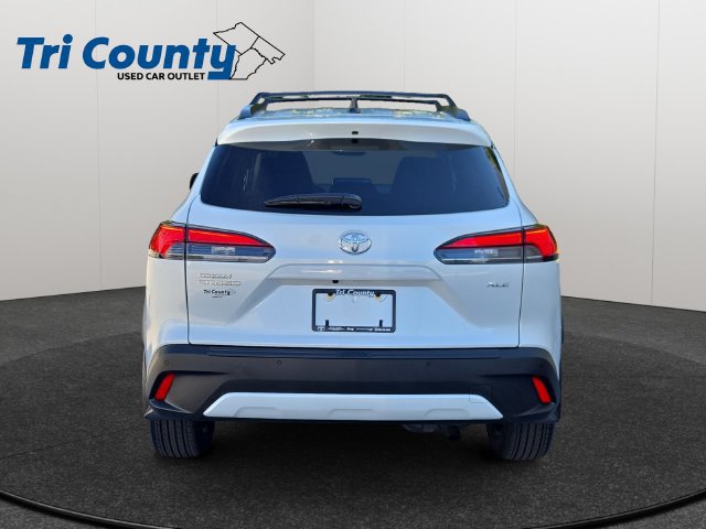 Certified 2026 Toyota Corolla Cross XLE w/ Convenience Package FWD image 7