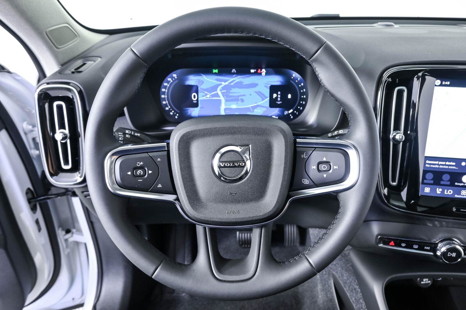 New 2026 Volvo XC40 B5 Core w/ Protection Package Premier AWD/4WD image 8