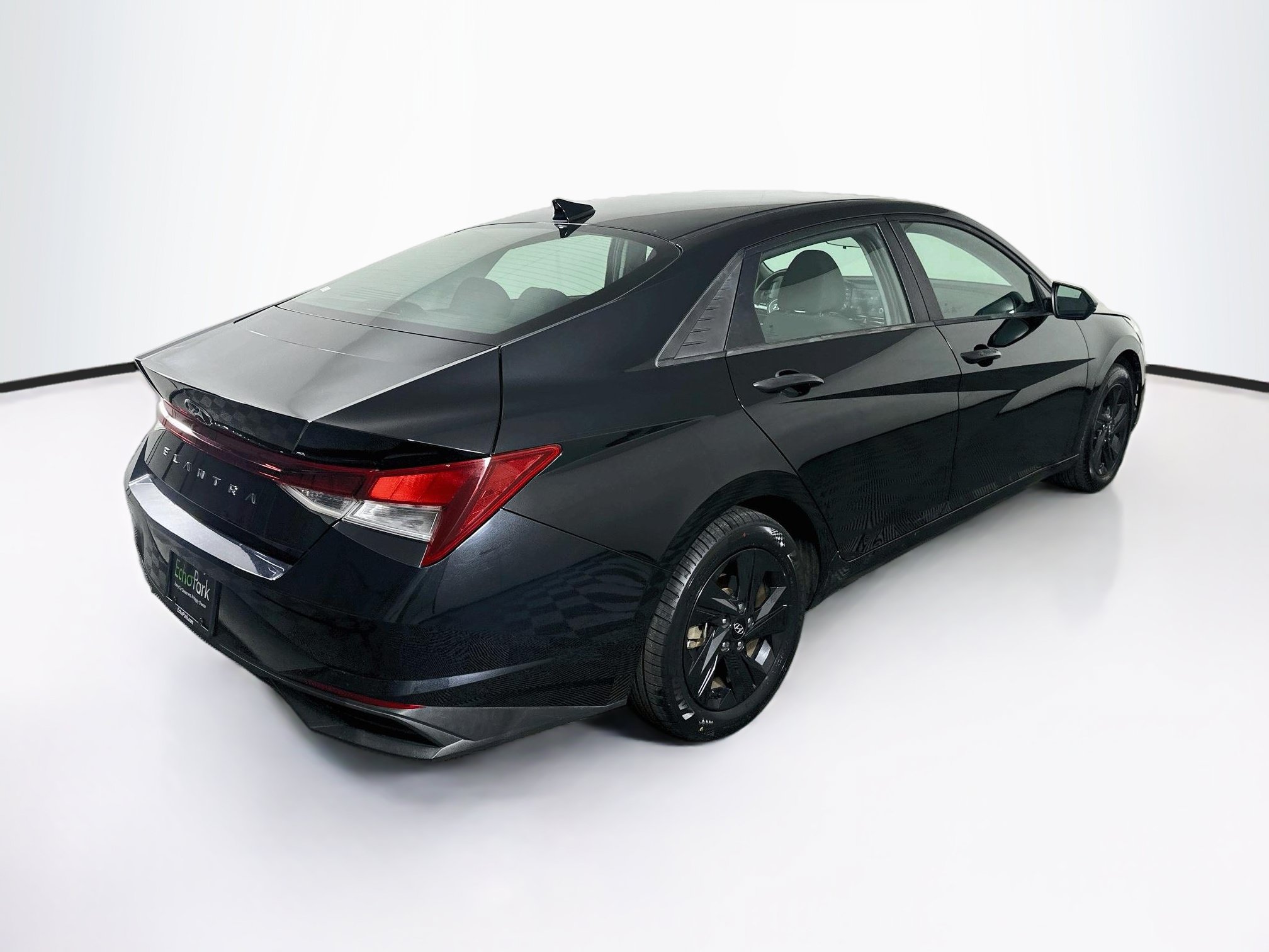 Used 2021 Hyundai Elantra SEL FWD image 9