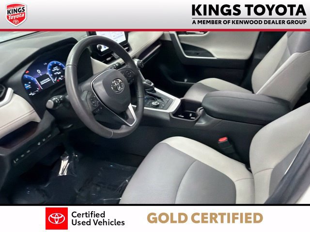 Used 2023 Toyota RAV4 Limited w/ Limited Grade Weather Package AWD/4WD image 17
