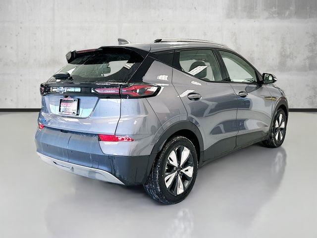 Used 2022 Chevrolet Bolt EUV LT w/ Convenience Package image 5