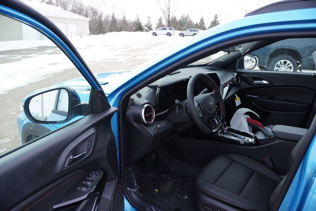 New 2026 Chevrolet Trax RS w/ Sunroof Package image 10