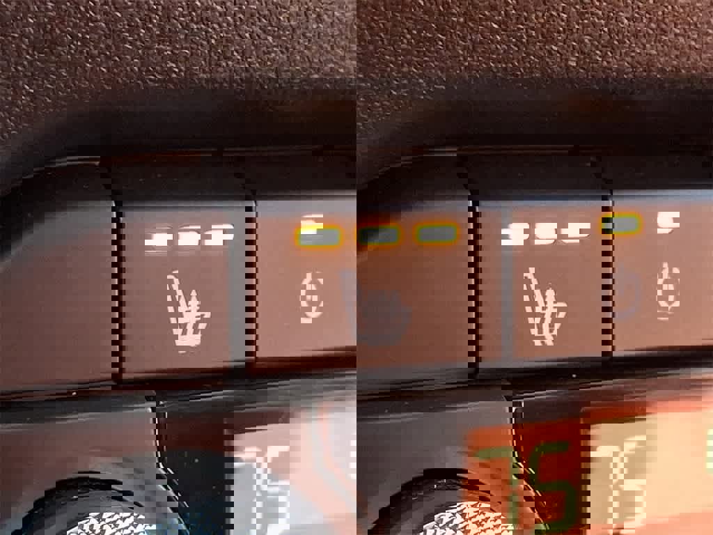 Used 2024 MAZDA CX-5 Carbon Edition image 18