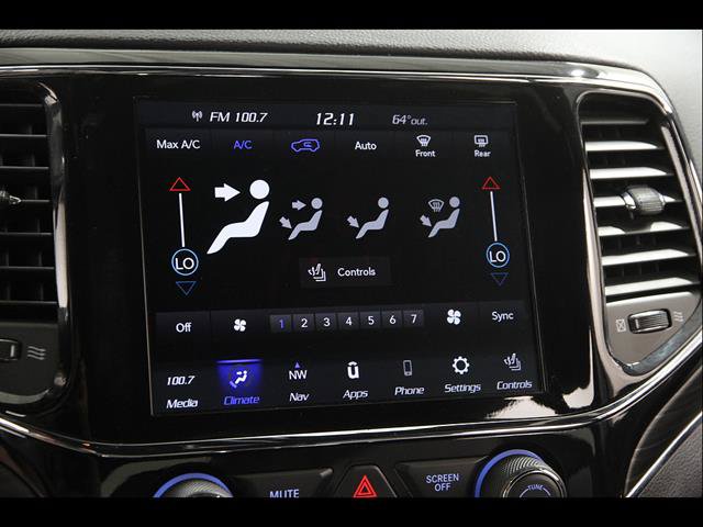 Used 2021 Jeep Grand Cherokee Limited AWD/4WD image 10