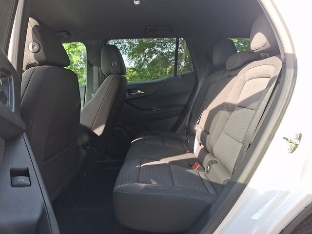 Used 2025 Chevrolet Equinox LT FWD image 10