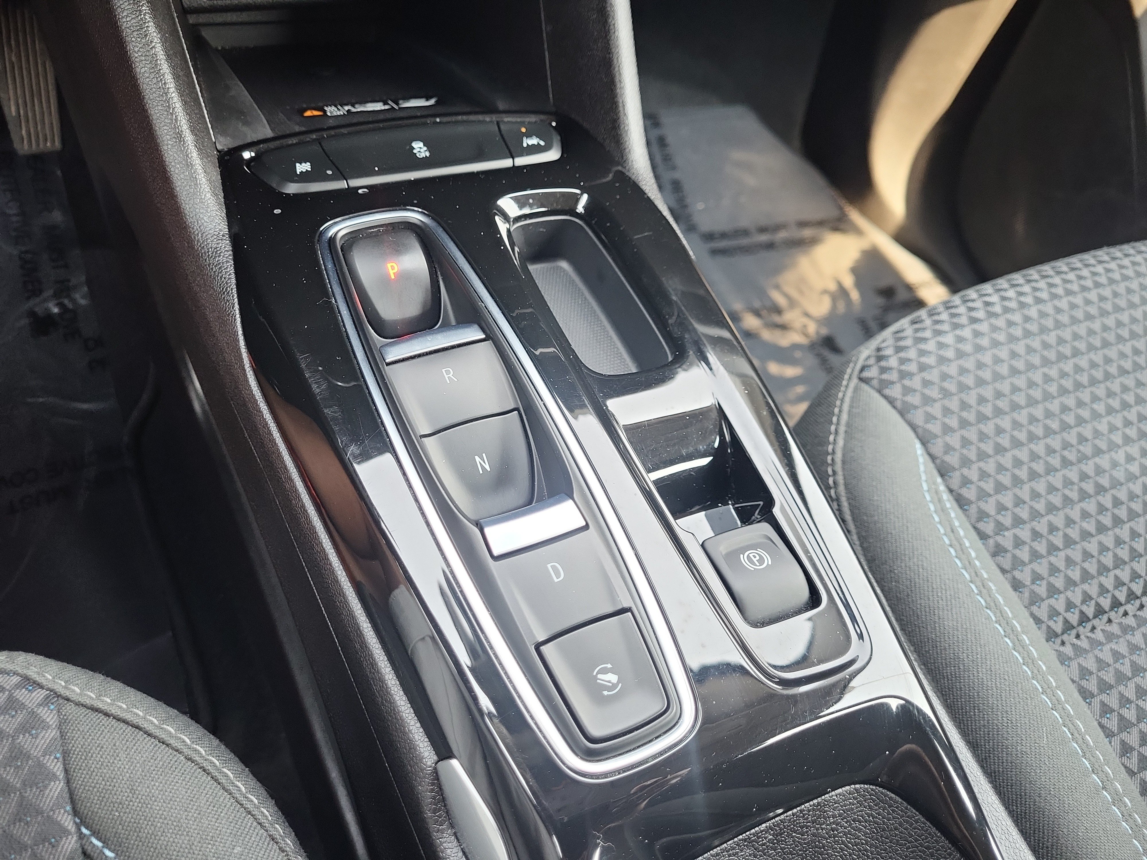 Used 2023 Chevrolet Bolt EUV LT FWD image 11