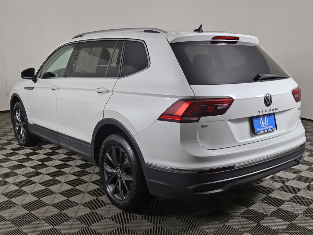 Used 2023 Volkswagen Tiguan SE image 9