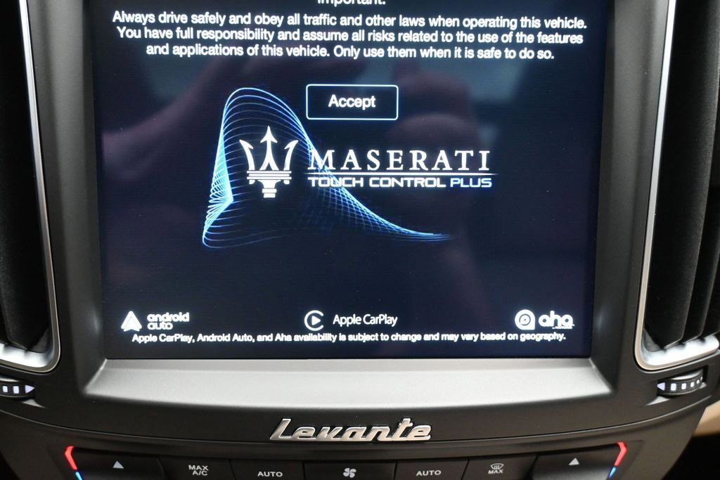 Used 2019 Maserati Levante S GranLusso AWD/4WD image 14