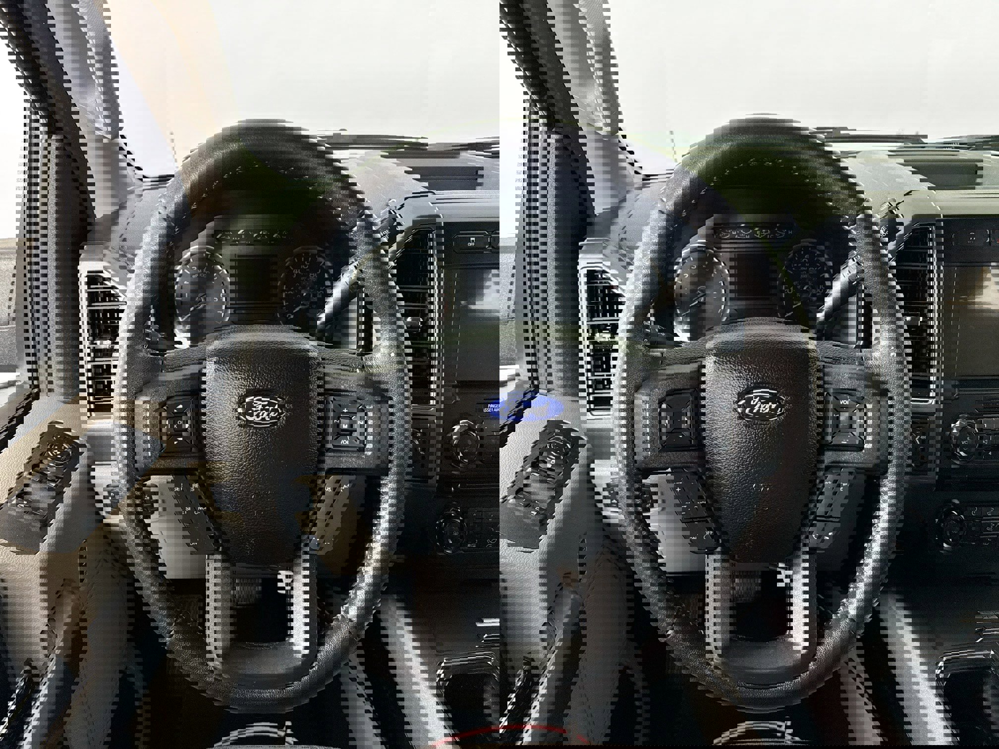 Used 2018 Ford F150 XLT w/ Equipment Group 302A Luxury image 18