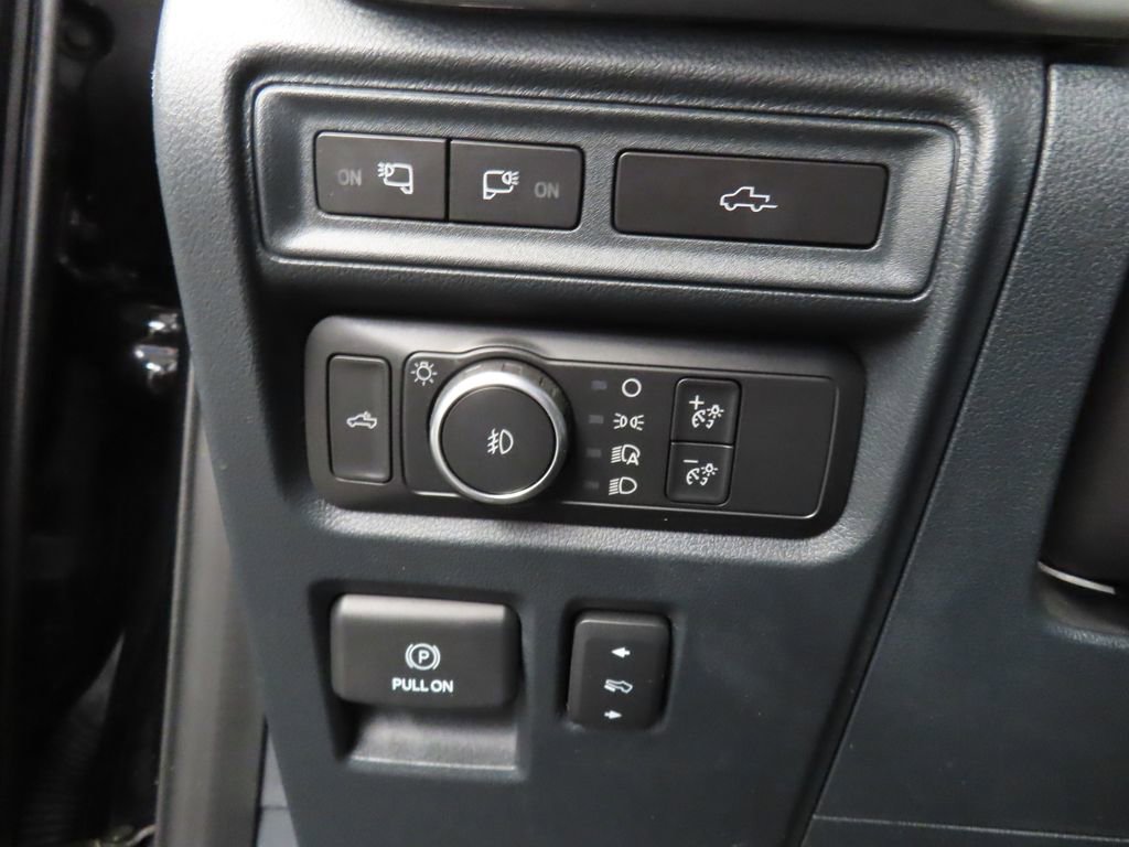 Used 2021 Ford F150 Lariat w/ Equipment Group 502A High image 50