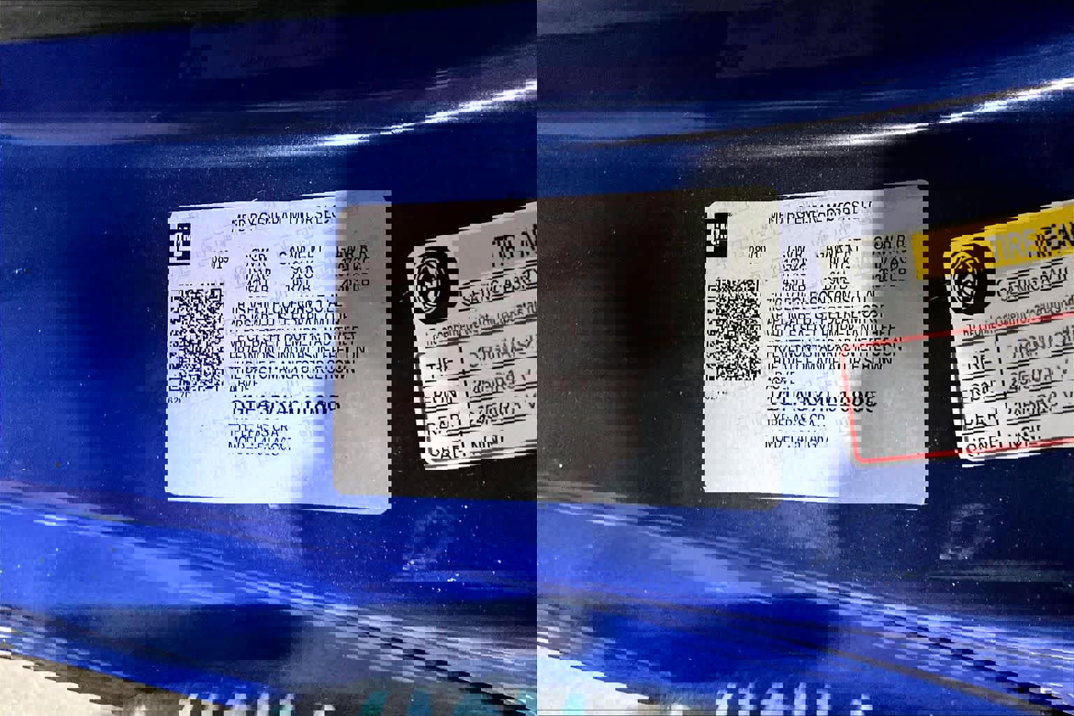 Used 2020 Chevrolet Camaro LT image 32