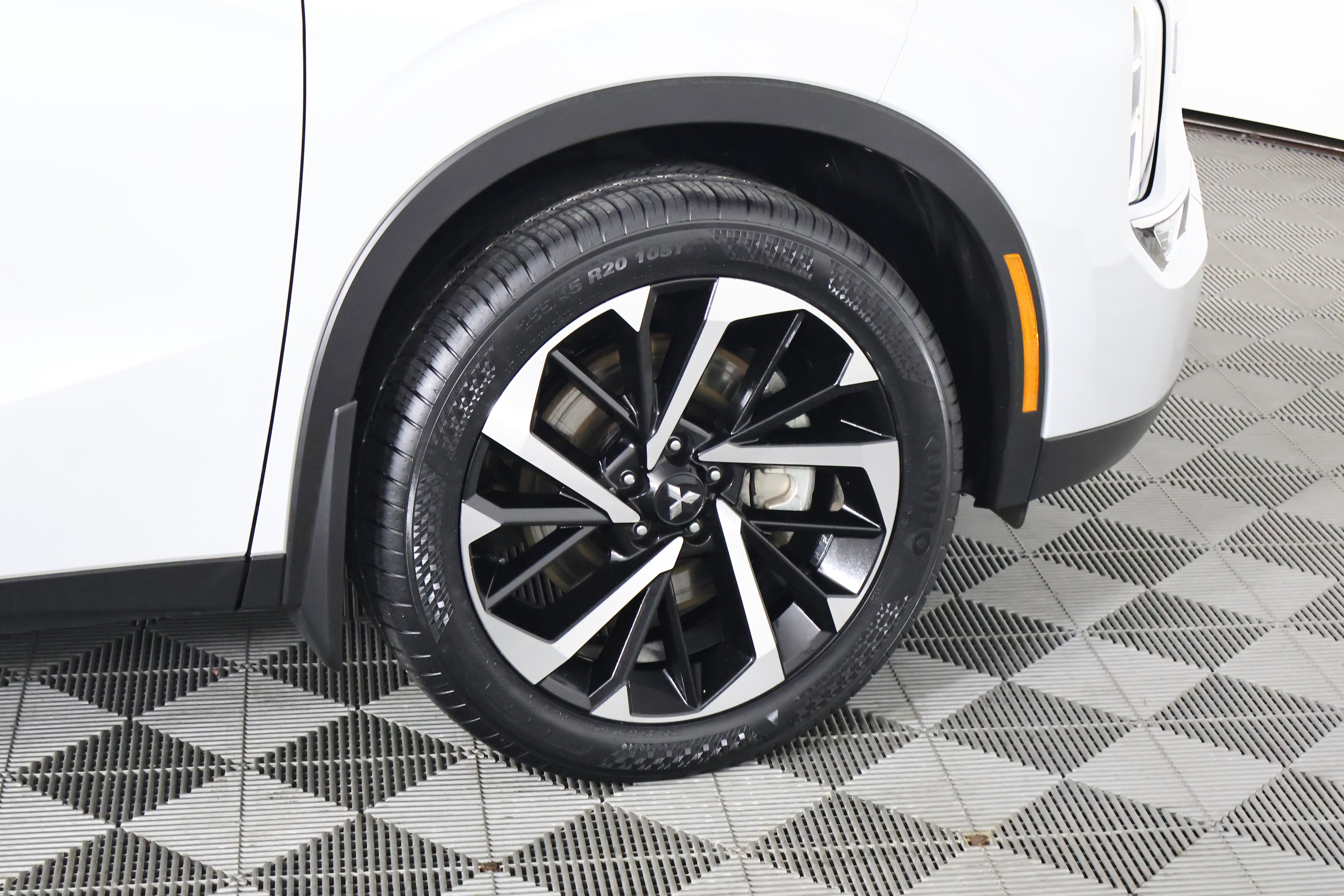 Used 2023 Mitsubishi Outlander SE AWD/4WD image 52