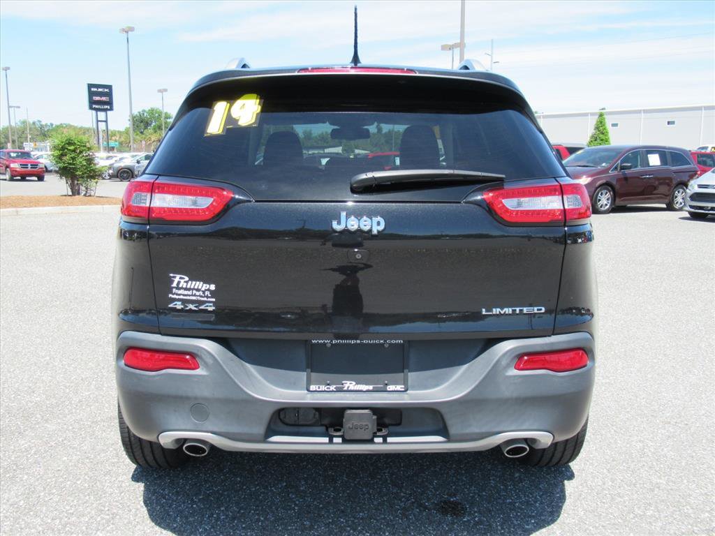 Used 2014 Jeep Cherokee Limited w/ Luxury Group image 6