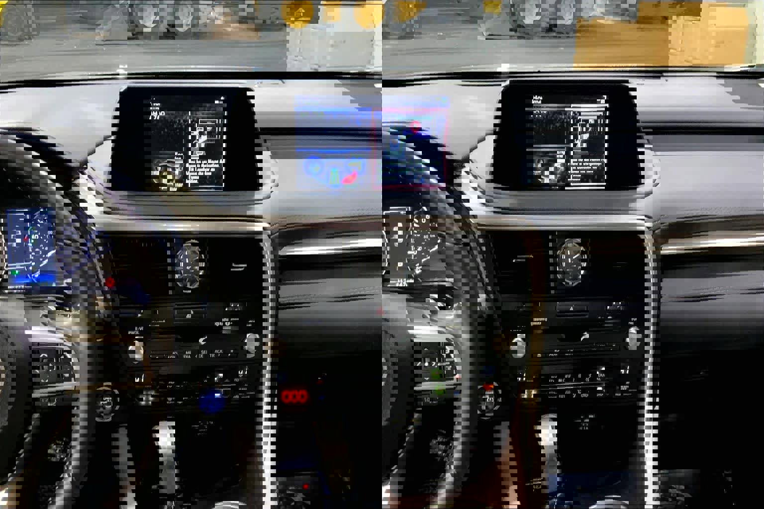 Used 2020 Lexus RX 450h AWD w/ Premium Package image 7