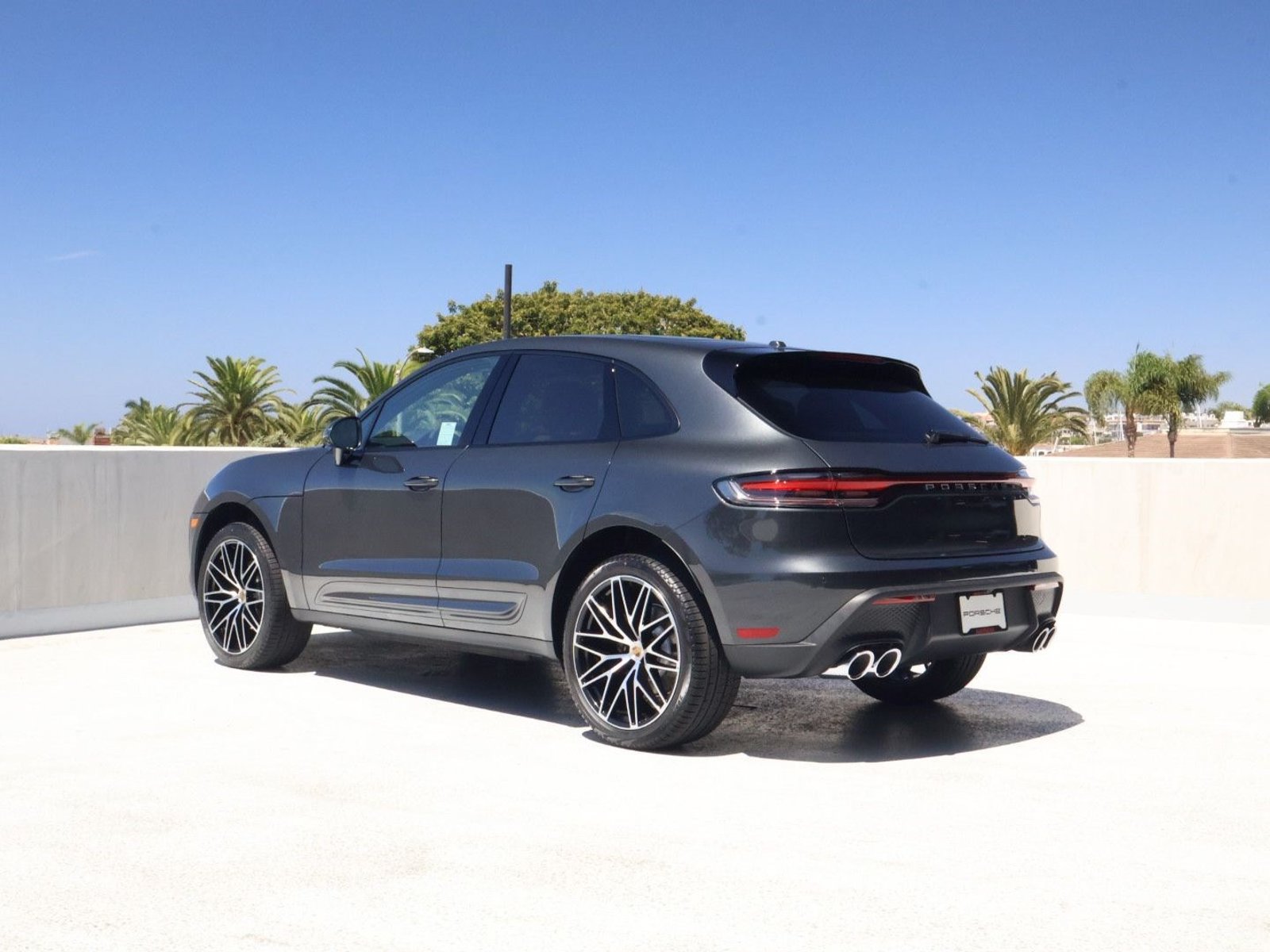 New 2026 Porsche Macan AWD/4WD image 3