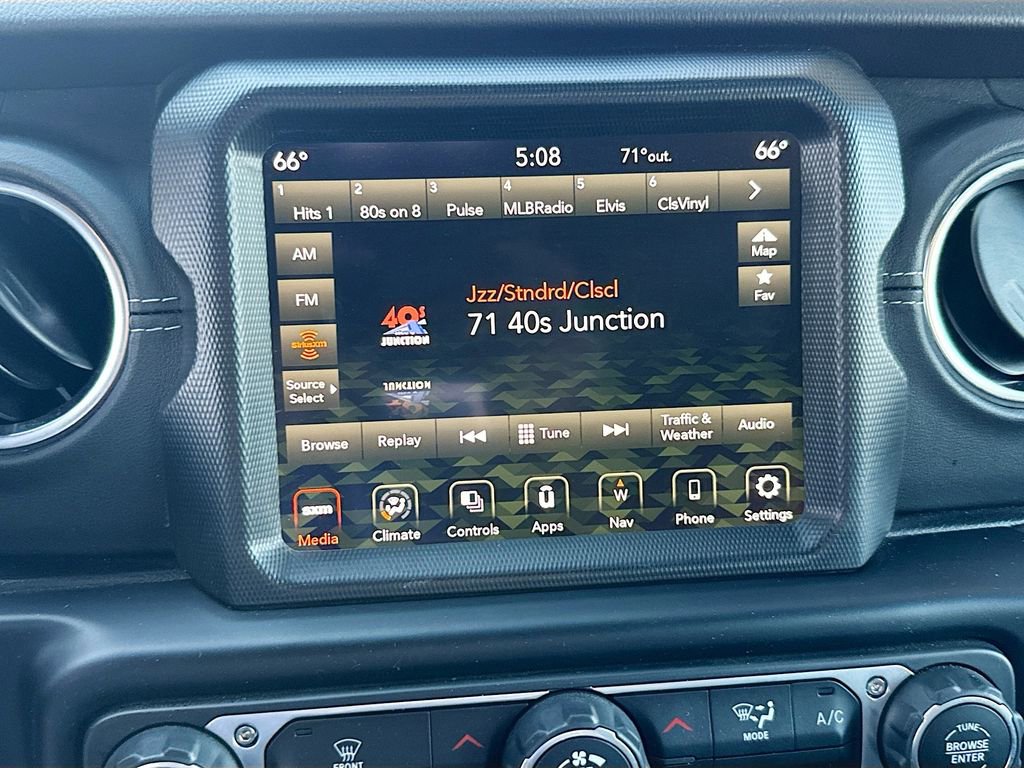 Used 2021 Jeep Wrangler Unlimited Sahara image 16