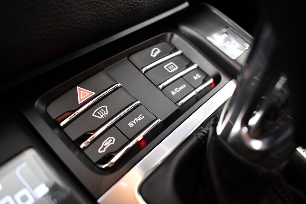 Used 2016 Porsche Macan S w/ Premium Package Plus image 38