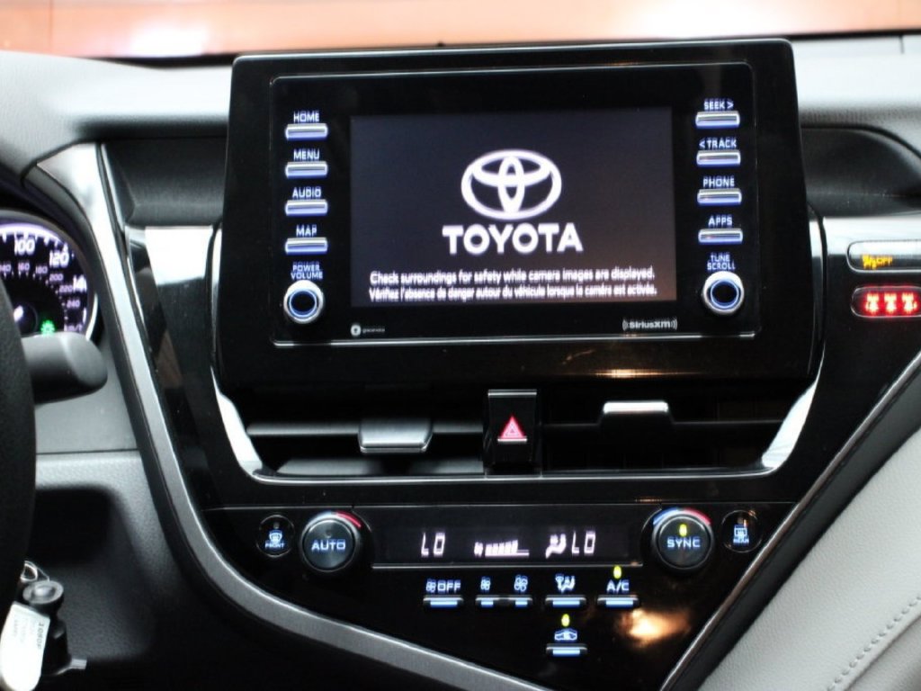 Used 2024 Toyota Camry LE FWD image 11