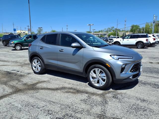 Used 2025 Buick Encore GX Preferred FWD image 11