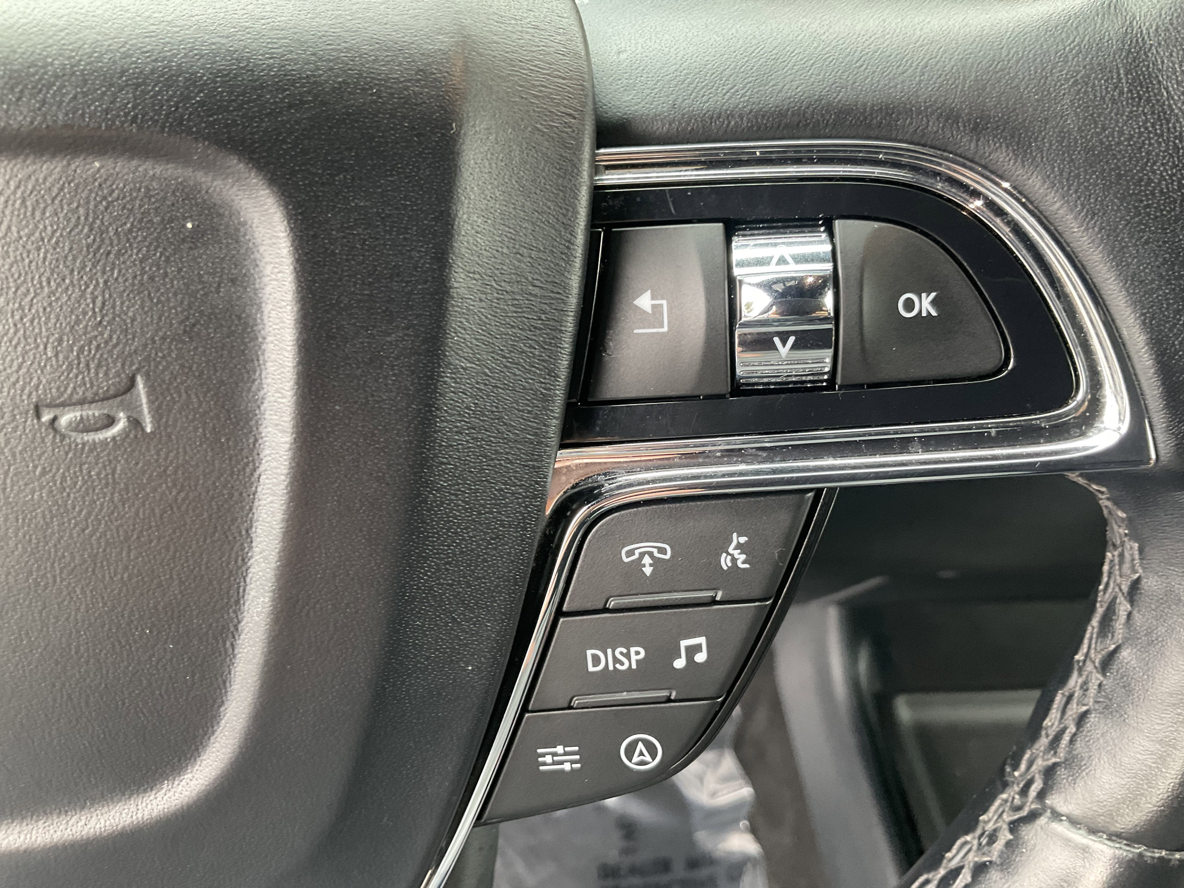 Used 2024 Lincoln Navigator L 4WD image 33
