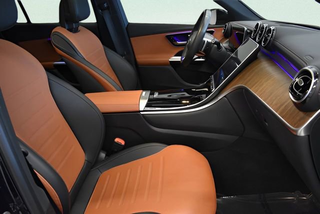 Used 2024 Mercedes-Benz GLC 300 4MATIC image 19