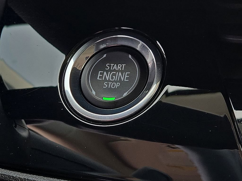 Used 2024 Buick Envision Preferred AWD/4WD image 16