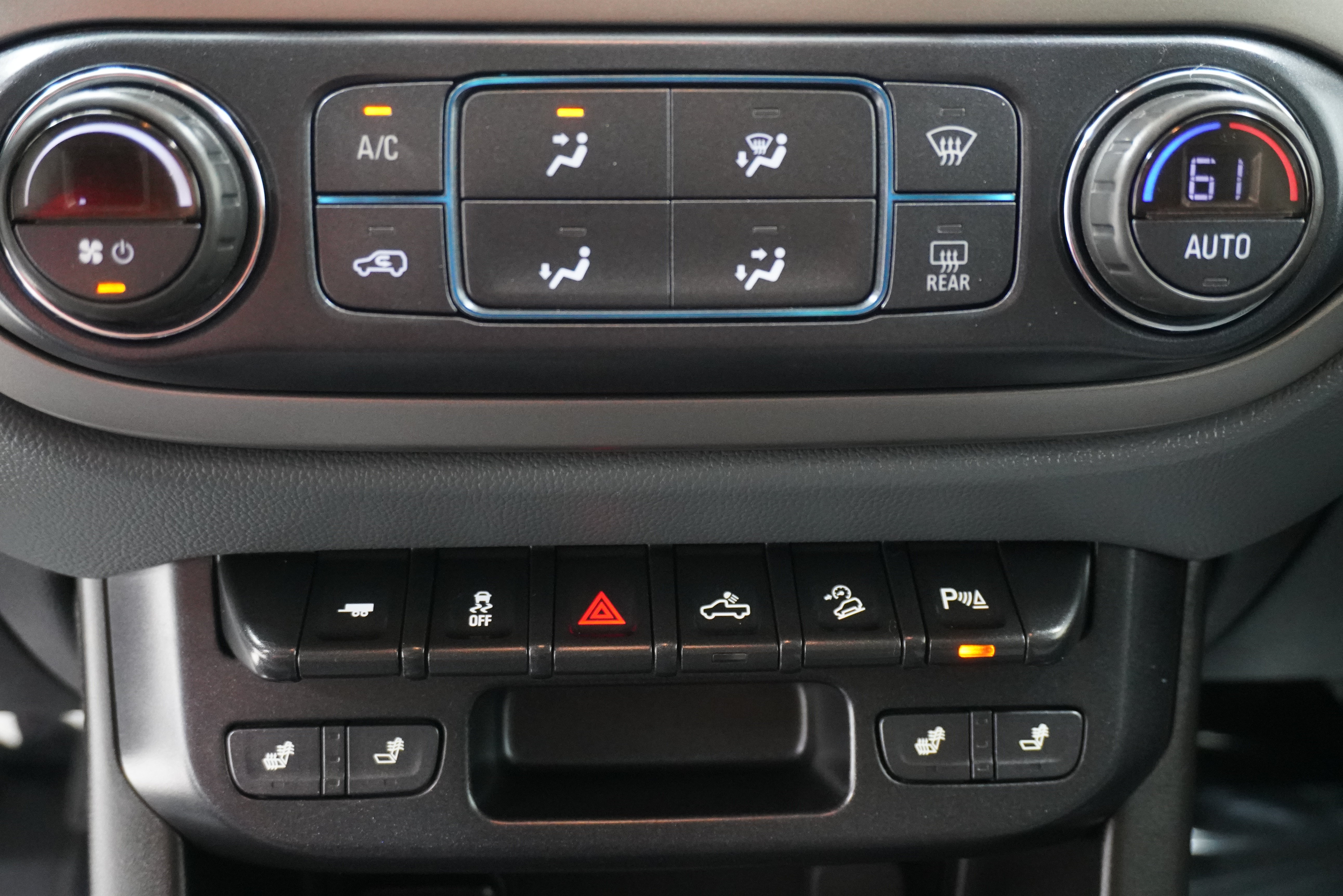 Used 2019 Chevrolet Colorado Z71 AWD/4WD image 21