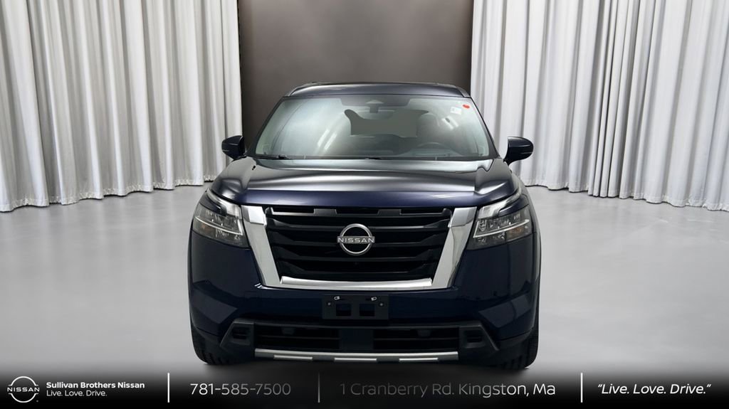 Certified 2023 Nissan Pathfinder Platinum image 2