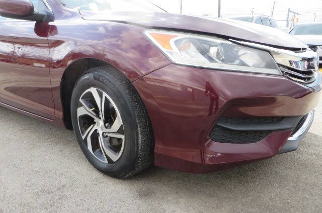 Used 2016 Honda Accord LX image 11