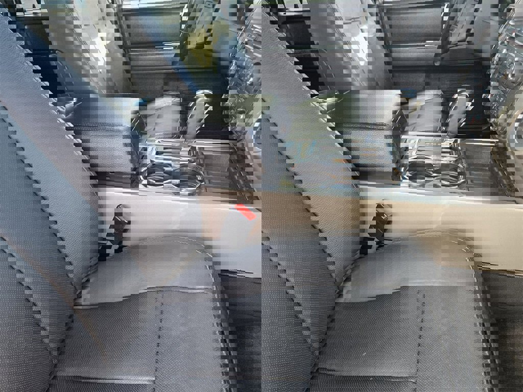 Used 2015 Ford Expedition Limited image 10