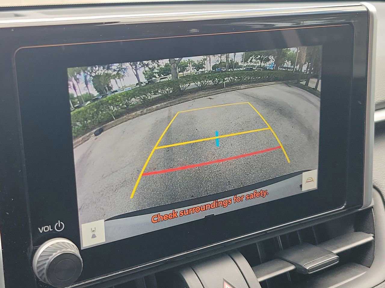 Used 2023 Toyota RAV4 XLE w/ Convenience Package FWD image 27