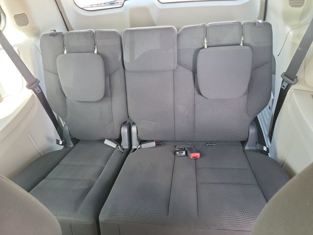 Used 2020 Dodge Grand Caravan SE w/ UConnect Hands-Free Group FWD image 11