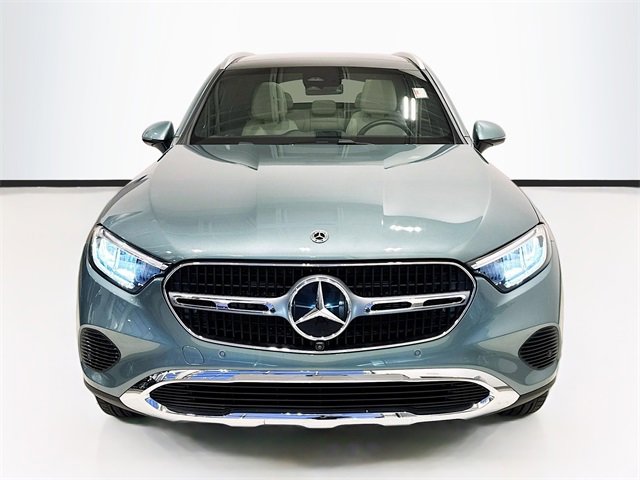 Certified 2025 Mercedes-Benz GLC 300 4MATIC image 2