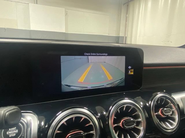 Used 2023 Mercedes-Benz GLB 250 4MATIC image 22