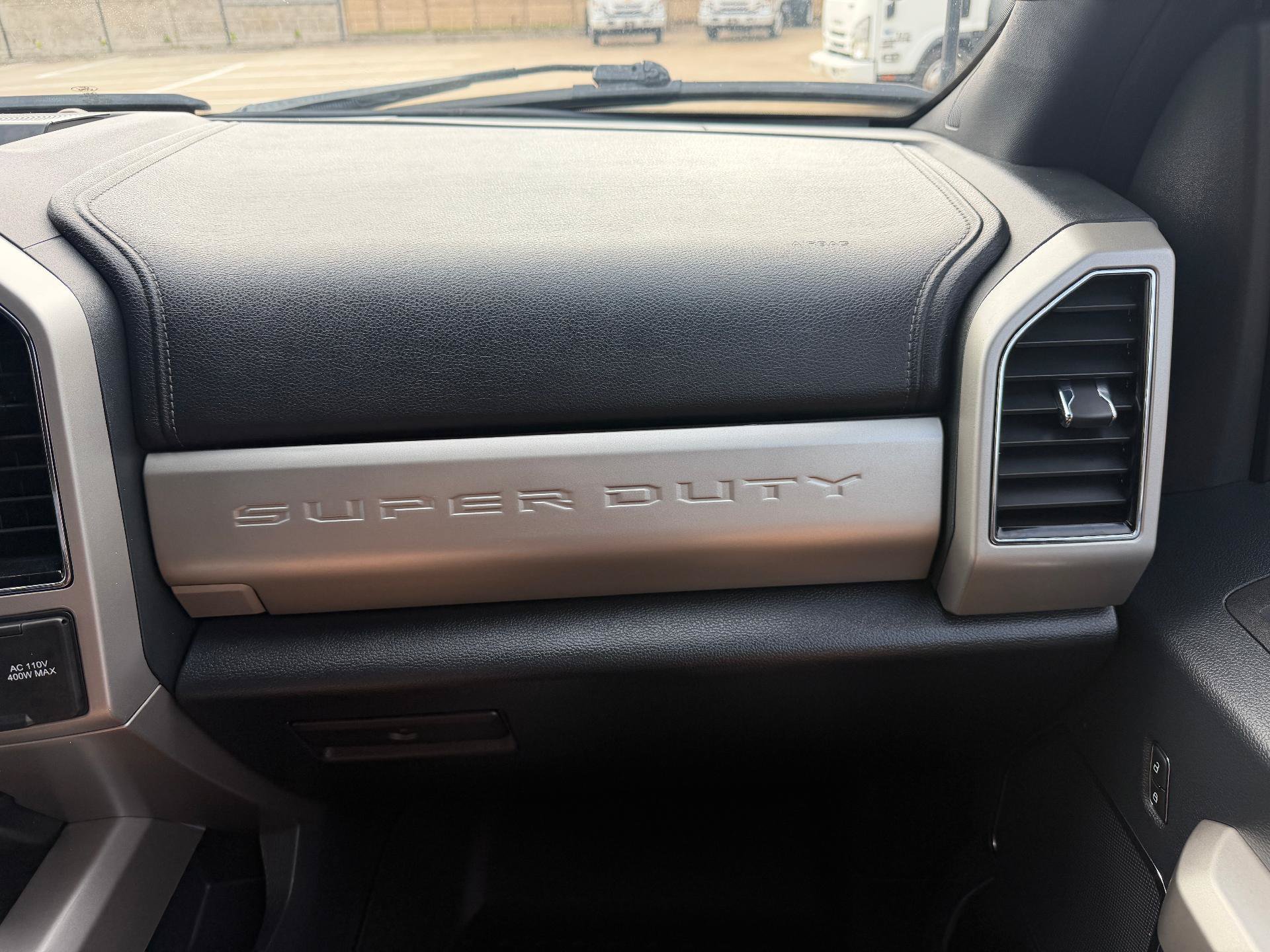 Used 2022 Ford F250 Lariat AWD/4WD image 32