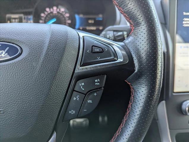 Used 2022 Ford Edge ST-Line image 13
