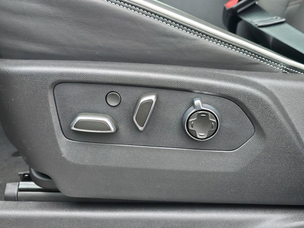 New 2026 GMC Sierra 1500 AT4X AWD/4WD image 16