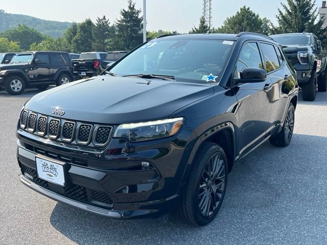 Used 2023 Jeep Compass High Altitude AWD/4WD image 3