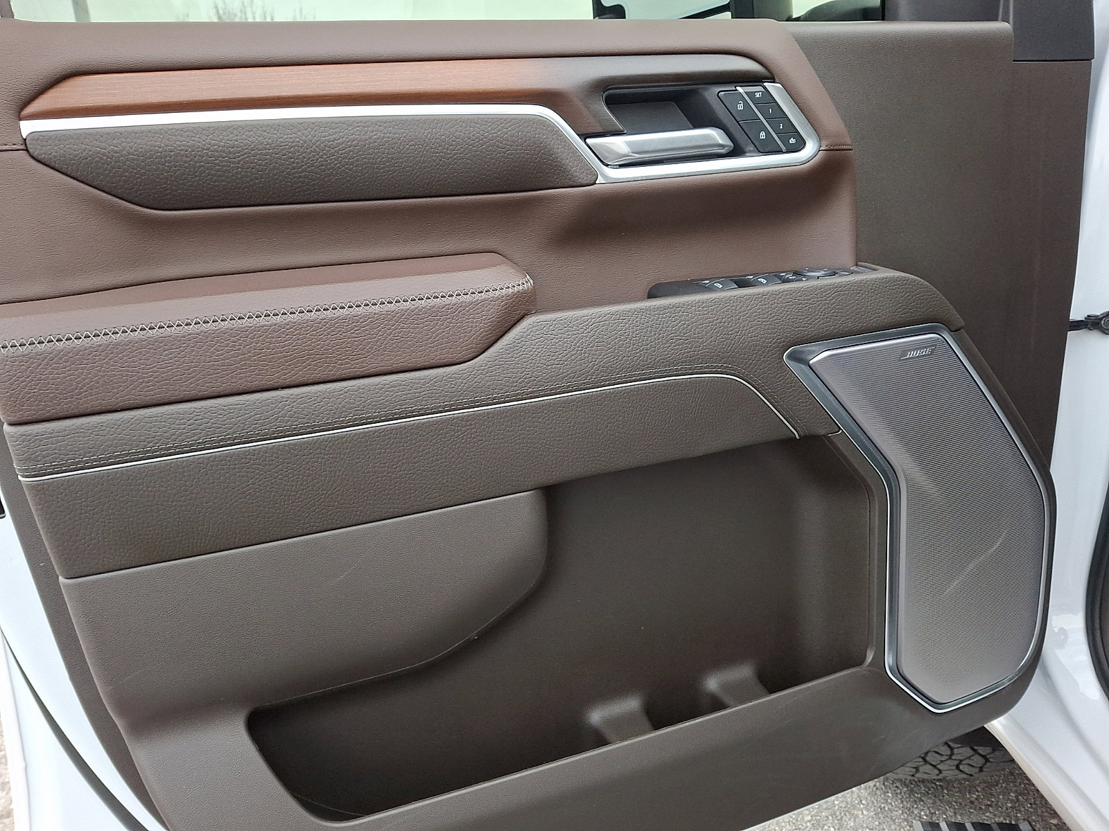 Certified 2025 GMC Sierra 2500 Denali w/ Denali Reserve Package image 12