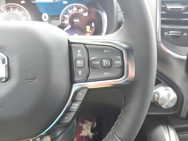 New 2027 RAM 1500 Laramie AWD/4WD image 14